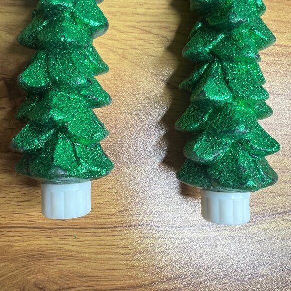 Pier 1 Flameless LED Tapers Christmas Tree Decorative Lights 10.5 Inch Set of 2 - Picture 5 of 10